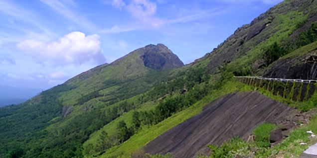 Panoramic view from Lockhart Gap near Munnar